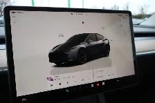2022 Tesla Model Y - Photo 16