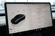 2022 Tesla Model Y - Photo 22