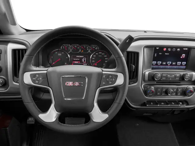 2018 GMC Sierra 3500HD - Photo 2