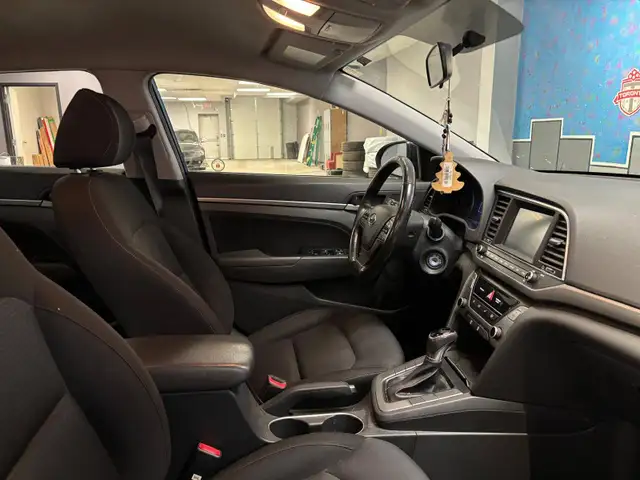 2017 Hyundai Elantra 4dr Sdn Auto GL - Photo 12