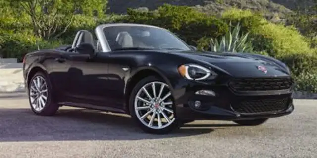 2017 FIAT 124 Spider 2dr Conv Lusso