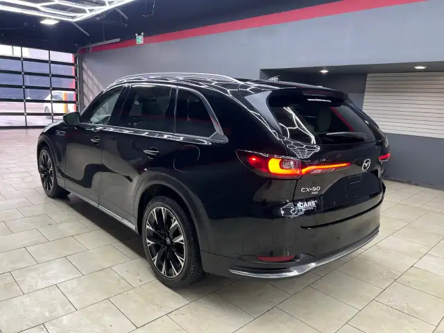 2024 Mazda CX-90 PHEV - Photo 4
