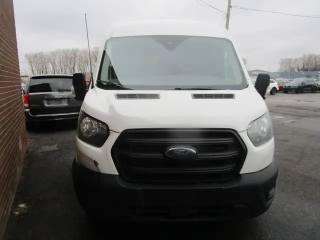Chevrolet Express Cutaway 3500 Van 139' 3500 2014 camper - Photo 10