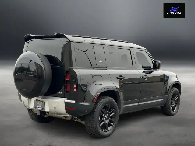 2023 Land Rover Defender 110 S AWD BLACK ON BLACK - Photo 6