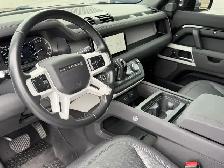 2023 Land Rover Defender 110 S AWD BLACK ON BLACK - Photo 19