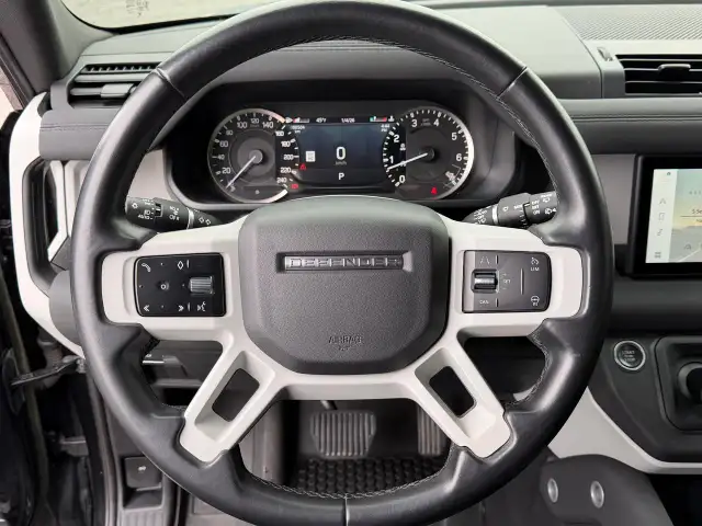 2023 Land Rover Defender 110 S AWD BLACK ON BLACK - Photo 20