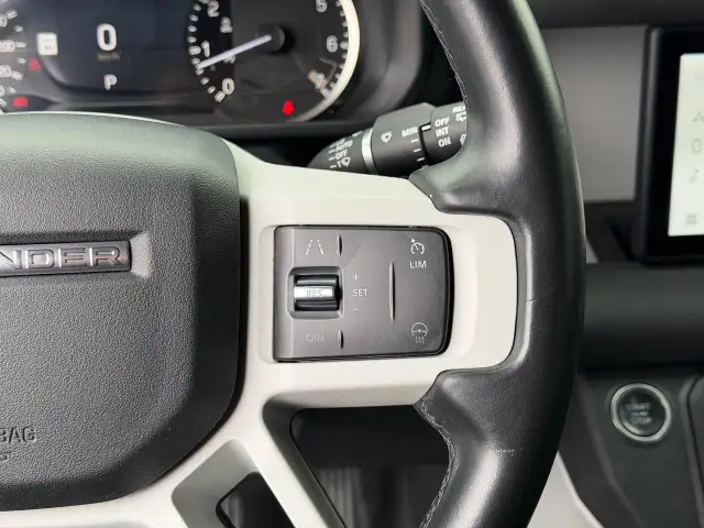 2023 Land Rover Defender 110 S AWD BLACK ON BLACK - Photo 21