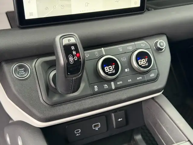 2023 Land Rover Defender 110 S AWD BLACK ON BLACK - Photo 25