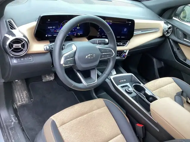 2026 Chevrolet Equinox ACTIV AWD | Panoramic Sunroof - Photo 3