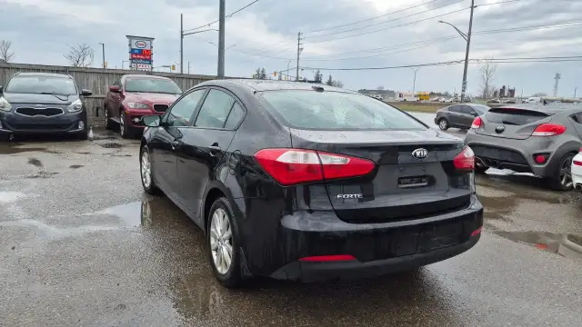2015 Kia Forte LX, AUTO, 4 CYL, ONLY 146KMS, CERTIFIED - Photo 3