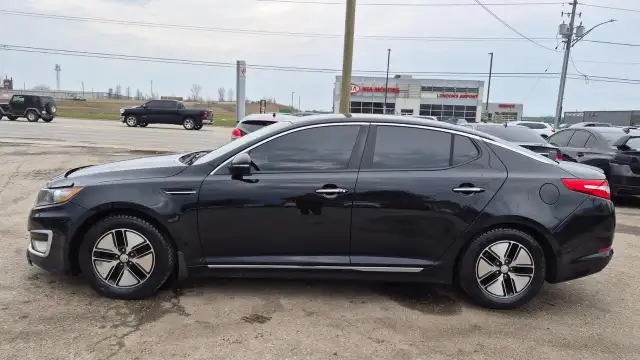 2013 Kia Optima Hybrid, 147KMS, FUEL SAVER, CERTIFIED - Photo 2