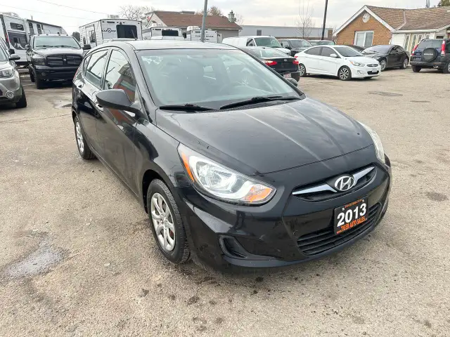 2013 Hyundai Accent GL, AUTO, HATCH, ONLY 195KMS, CERTIFIED - Photo 7
