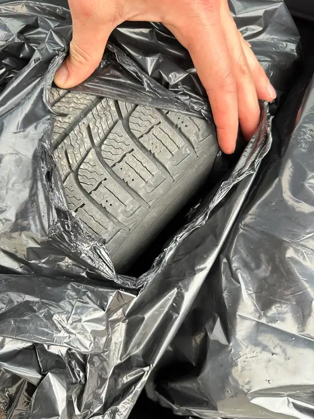 2013 Hyundai Accent GL, AUTO, HATCH, ONLY 195KMS, CERTIFIED - Photo 16