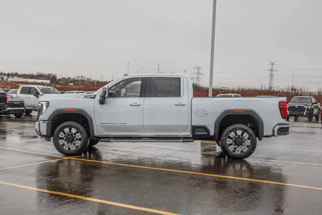 2026 GMC Sierra 3500HD Denali - Photo 5