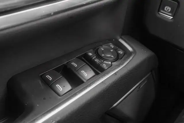 2026 GMC Sierra 3500HD Denali - Photo 17