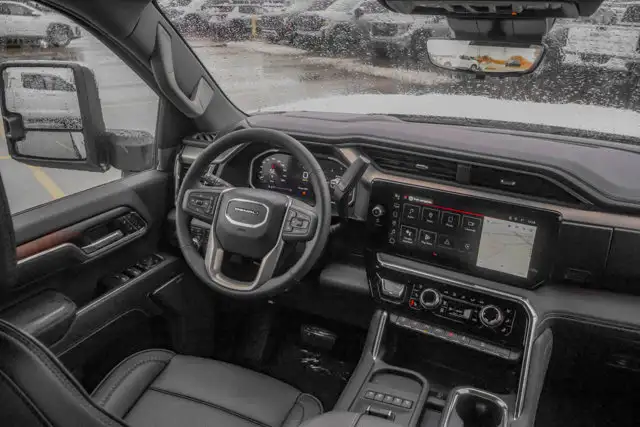 2026 GMC Sierra 3500HD Denali - Photo 29