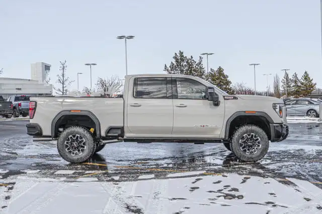 2026 GMC Sierra 2500HD AT4X - Photo 10