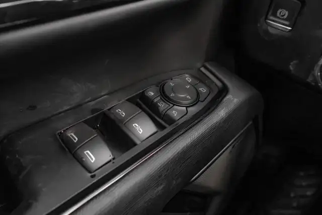 2026 GMC Sierra 2500HD AT4X - Photo 17