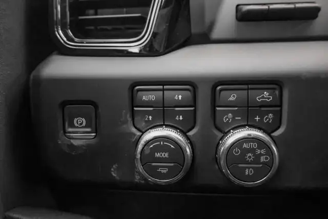2026 GMC Sierra 2500HD AT4X - Photo 19