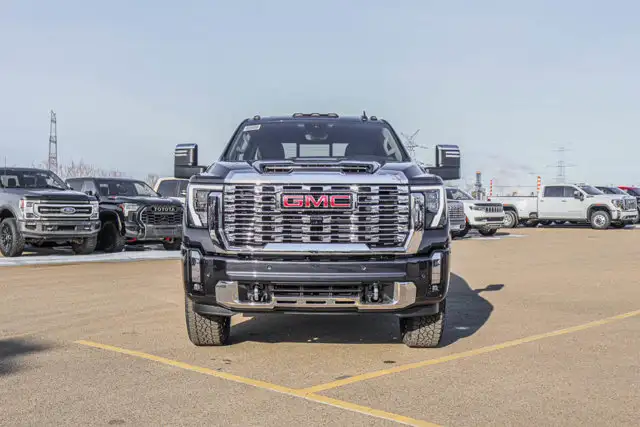 2026 GMC Sierra 3500HD Denali - Photo 3