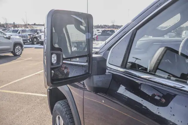 2026 GMC Sierra 3500HD Denali - Photo 14