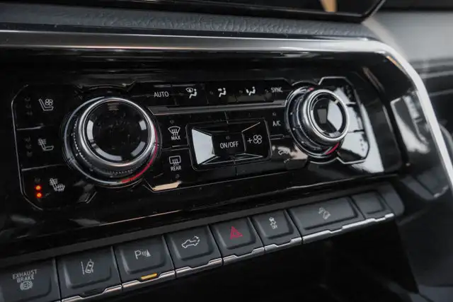 2026 GMC Sierra 3500HD Denali - Photo 27
