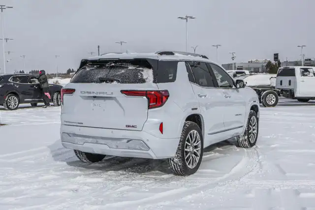 2026 GMC Terrain AWD Denali - Photo 9