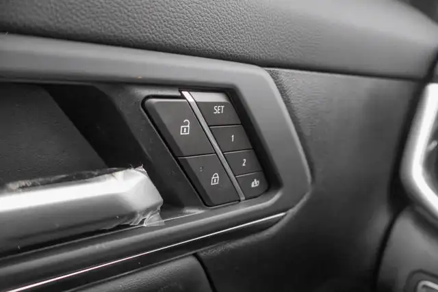 2026 GMC Terrain AWD Denali - Photo 17