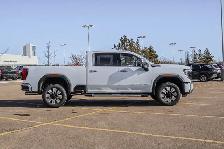 2026 GMC Sierra 3500HD Denali - Photo 10