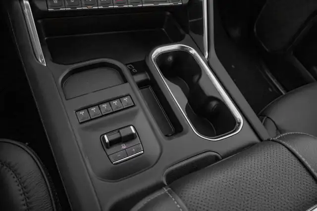 2026 GMC Sierra 3500HD Denali - Photo 28