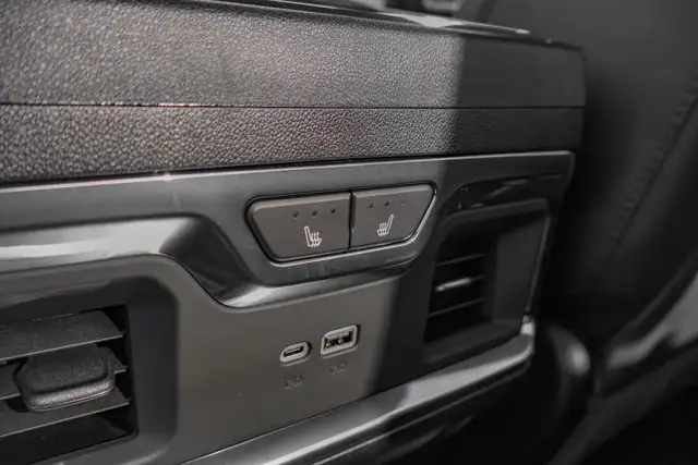 2026 GMC Sierra 3500HD Denali - Photo 35