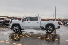 2026 GMC Sierra 3500HD Denali - Photo 5