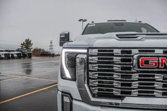 2026 GMC Sierra 3500HD Denali - Photo 11