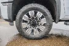 2026 GMC Sierra 3500HD Denali - Photo 13