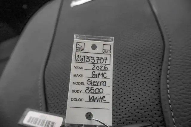 2026 GMC Sierra 3500HD Denali - Photo 36