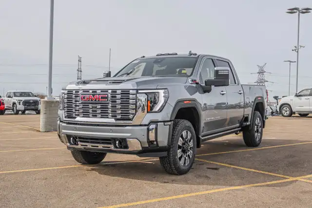 2026 GMC Sierra 3500HD Denali - Photo 4