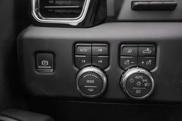 2026 GMC Sierra 3500HD Denali - Photo 19