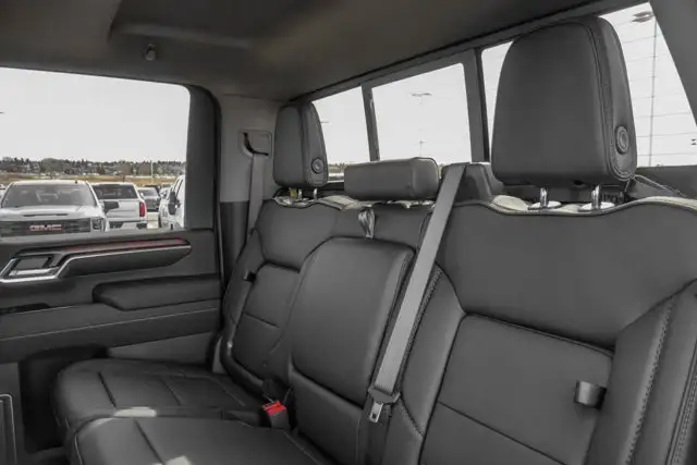 2026 GMC Sierra 3500HD Denali - Photo 34