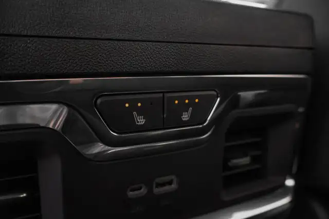 2026 GMC Sierra 3500HD Denali - Photo 35