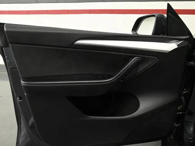 2023 Tesla Model Y Long Range No Accident Dual Motor Autopilot N - Photo 11