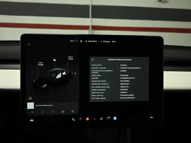 2023 Tesla Model Y Long Range No Accident Dual Motor Autopilot N - Photo 18