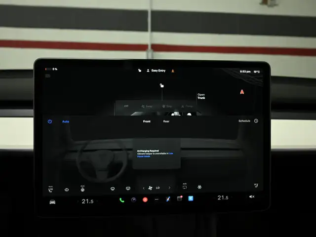 2023 Tesla Model Y Long Range No Accident Dual Motor Autopilot N - Photo 20