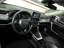 2024 Toyota RAV4 LE No Accident Radar Cruise Lane Assist Blind S - Photo 10