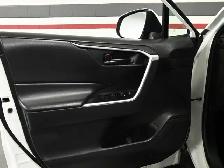 2024 Toyota RAV4 LE No Accident Radar Cruise Lane Assist Blind S - Photo 11