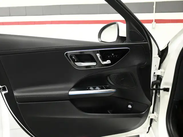 2023 Mercedes-Benz C C 300 4MATIC AMG 360CAM Panoramic Roof Ambi - Photo 11