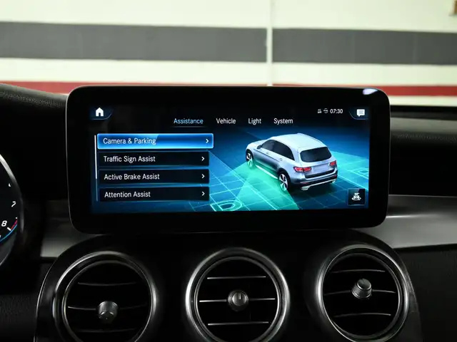 2021 Mercedes-Benz GLC 300 4MATIC No Accident AMG Night Digital - Photo 19