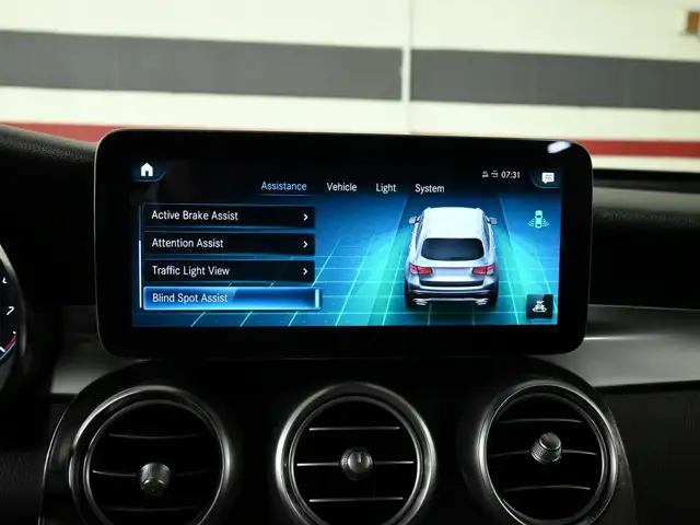 2021 Mercedes-Benz GLC 300 4MATIC No Accident AMG Night Digital - Photo 20