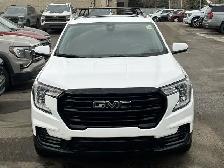 2022 GMC Terrain SLE - Photo 2