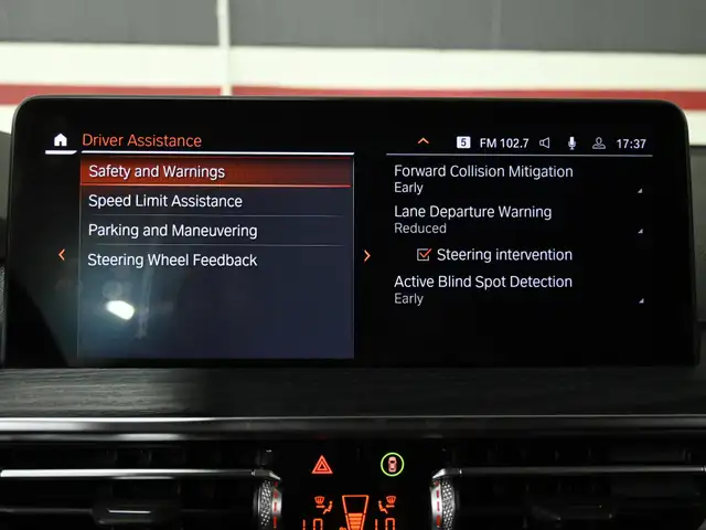 2023 BMW X3 xDrive30i ///M Shadow No Accident Red Interior Panor - Photo 19