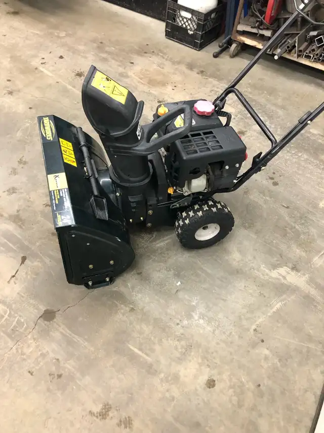 24 Inch Snowblower - Photo 2